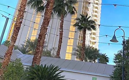 MGM Signature Studios by FantasticStay