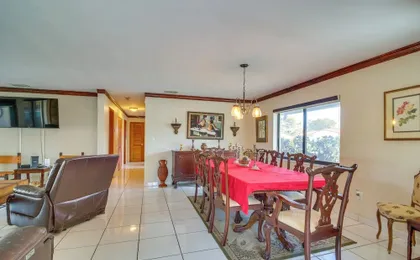 Group-friendly Miami Getaway 2 Mi to FIU
