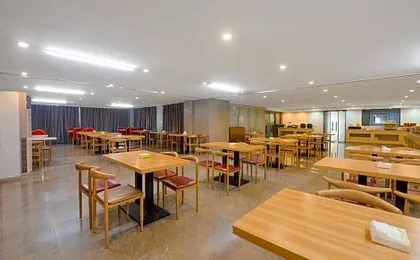 Weizun Boutique Hotel - Shanghai Hongqiao Airport National Convention and Exhibition Center