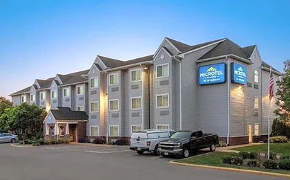 Microtel Inn & Suites by Wyndham Inver Grove Heights/Minne