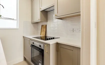 The White Terrace Flat