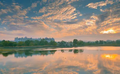 Radisson Blu Udaipur Palace Resort & Spa