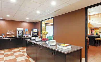 Hampton Inn & Suites Fresno-Northwest