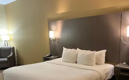Comfort Inn & Suites
