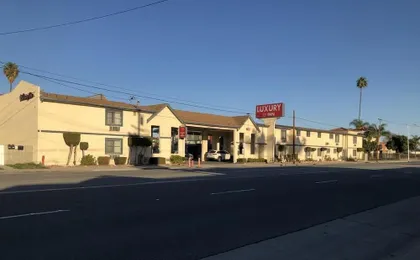 Luxury Inn