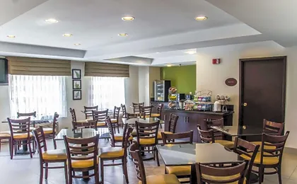 Sleep Inn Airport - Billy Graham Parkway