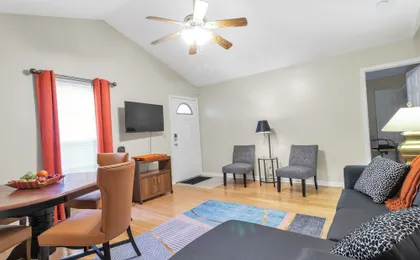 Comfy Condo