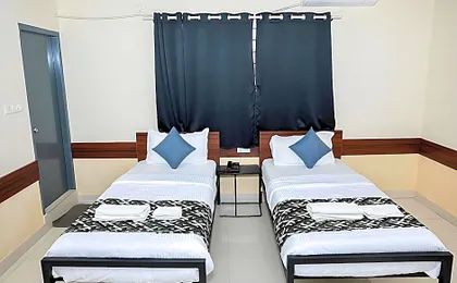 Hotel Banyan Tree