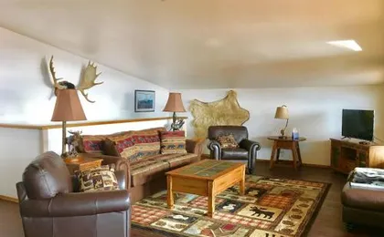 Driftwood Inn