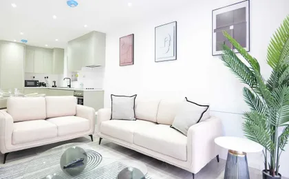 The Wembley Chic Retreat 3 Bed Flat