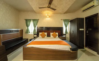 4 Seasons Suites