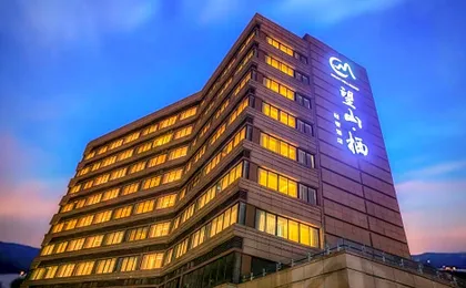 Theme Light Luxury Hotel Chongqing Guanghuan Shopping Street