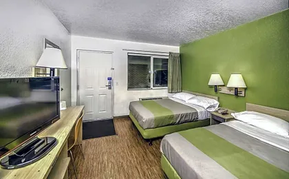 Motel 6 Colorado Springs, CO - South/Metro Area