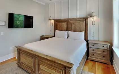 Sea La Vie In Grayton Beach by Southern Vacation Rentals