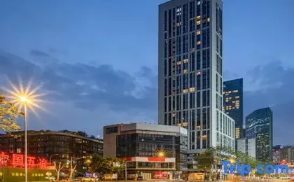Chengdu Youyue·HOUSE Service Apartment (Chunxi Road Tianfu Square Branch)