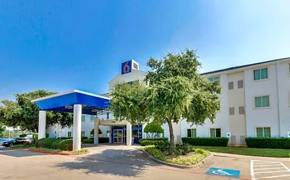 Motel 6 Lewisville, TX - Dallas