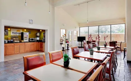 Days Inn by Wyndham Lafayette Near Lafayette Airport