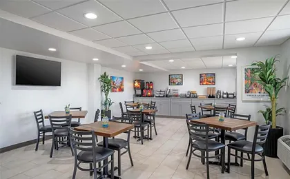 SureStay by Best Western Gonzales