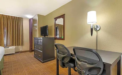 Extended Stay America Suites - Champaign - Urbana