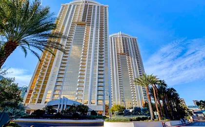 Blu Cashmere Premium Suite : MGM Signature Hotel