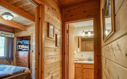 Powder Monkey #14: 3 Bedrooms, 2 Full Baths: Ski to Your Door!