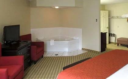 Quality Inn & Suites Alexandria