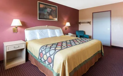 Super 8 by Wyndham Strongsville/Cleveland
