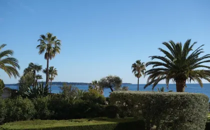 Rocamare 2, by Welcome To Cannes