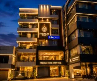 Fabhotel Vasatiya Hotel & Suites