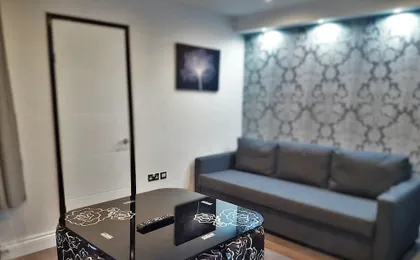 Imperial Court Suites