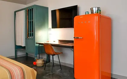 Texican Court, by Valencia Hotel Group