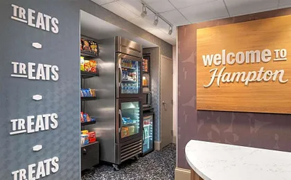 Hampton Inn Majestic Chicago Theatre District