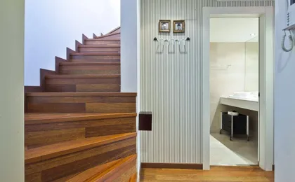 Inside Barcelona Apartments Mercat