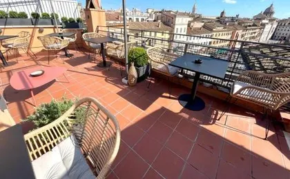 Navona 49