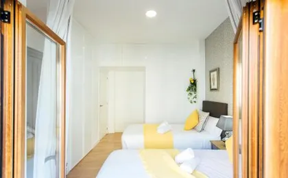 Bright Renovated Full of Natural Light 2BR 2BA