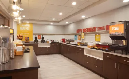 Hampton Inn & Suites Cleveland-Mentor (H)
