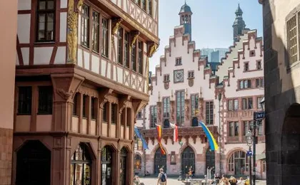 Kimpton MAIN FRANKFURT by IHG