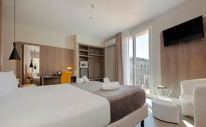 Hotel Oasis