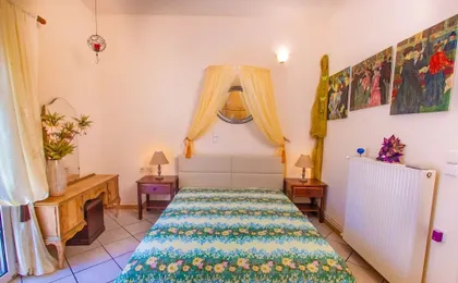 Kostas Apartment Very Near to Amoudara Beach