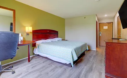 Coldwater Inn & Suites near I 69