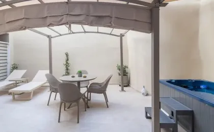 Elnia Spa Suite