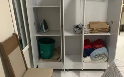 Apartment by the Sea Com Netflix