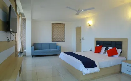 Anika Suites
