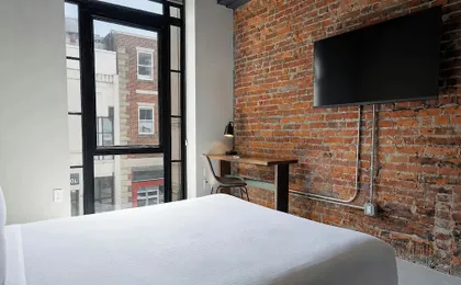 The Pomerantz Hotel by Sosuite