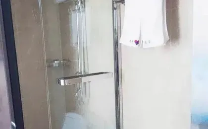 Qinqin Lily Homestay (Shanghai Jiading Yongsheng Road)