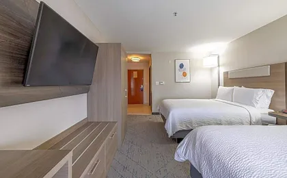 Holiday Inn Express & Suites College Station by IHG