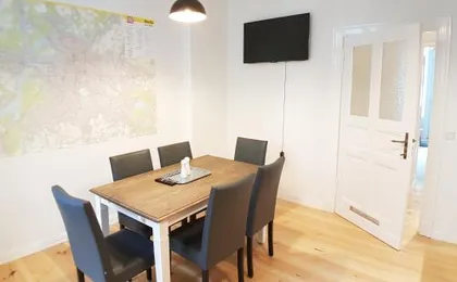 LANG Re by ROCKCHAIR Apartments l SUPERHOST Status l 2 Bedrooms Boxspringbeds in City Center - Cozy Family & Business Flair welcomes you!