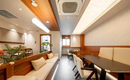 Xihe Hotel (Lujiazui Lancun Road Subway Station Branch)