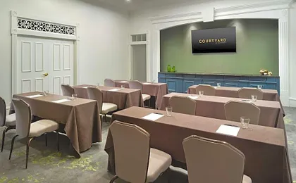 Courtyard by Marriott New Orleans French Quarter/Iberville