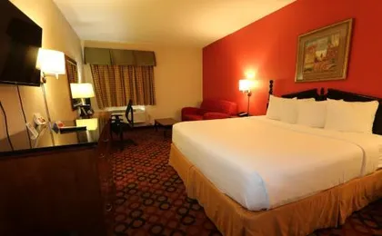 Ramada by Wyndham Bolingbrook